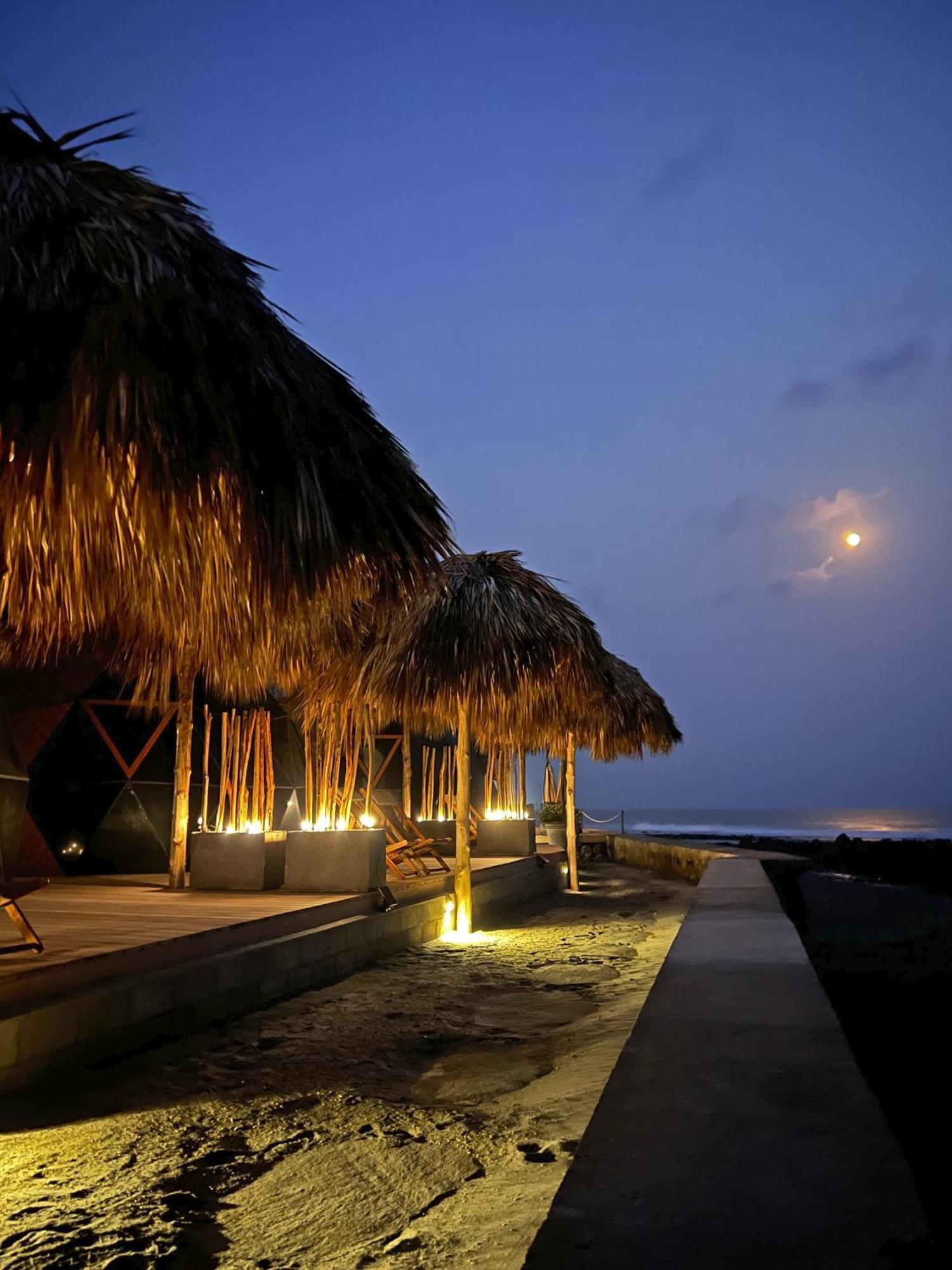 Almare Zonte - Beachfront Glamping Hotel El Zonte Exterior photo